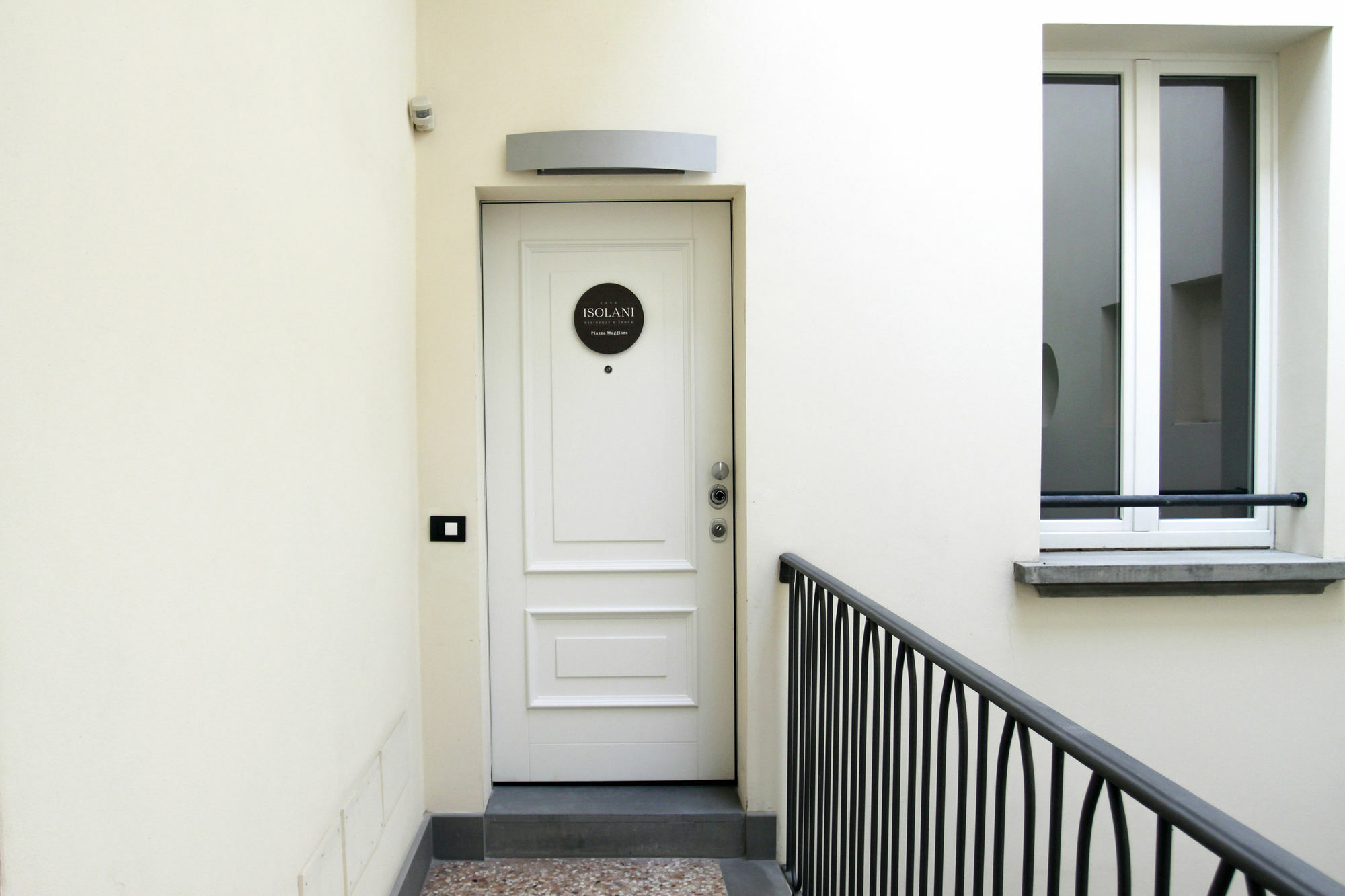 Casa Isolani Luxury Rooms Piazza Maggiore Болонья Экстерьер фото